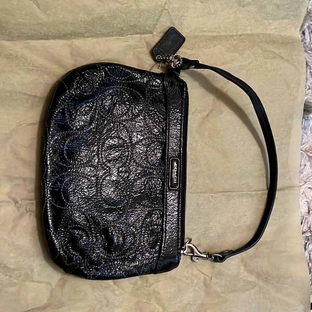 Coach wristlet black